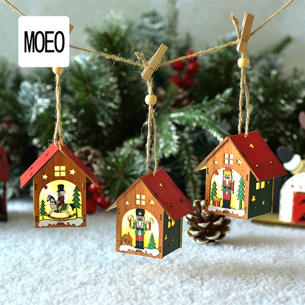 Ngôi Nhà Gỗ Xmas Treo