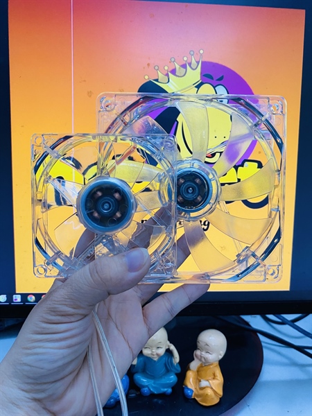 Quạt Tản Nhiệt Làm Mát Cho Thú Cưng Có Đầu Cắm USB, Trong Suốt Ko Đèn Led