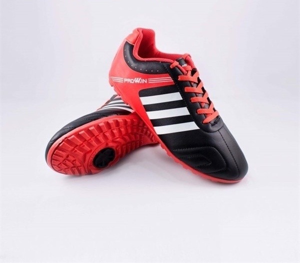 Giày bóng đá trẻ em Prowin - Đen