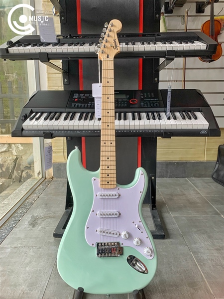 Đàn Guitar điện Squier FSR SONIC STRAT SSS MN WPG