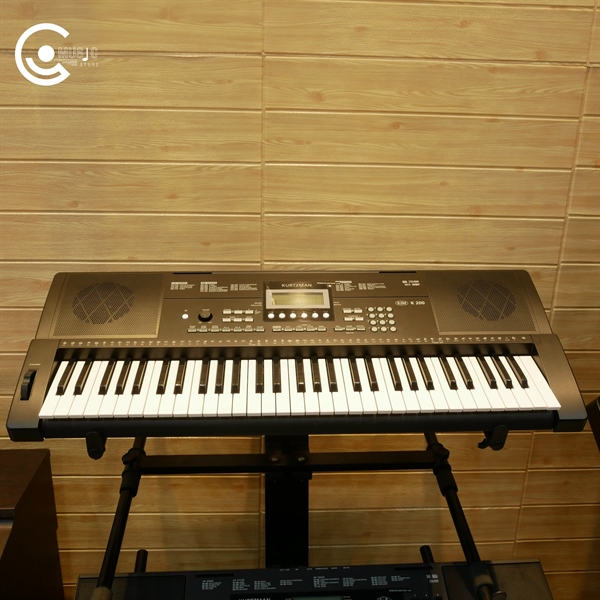 Đàn Organ Kurtzman K200