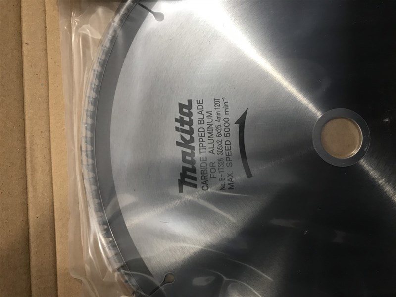 Lưỡi cắt nhôm 305 Makita