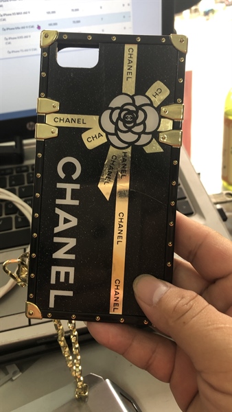 Ốp iPHONE 7G chữ V