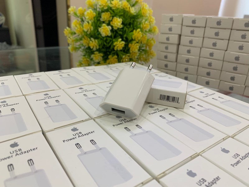 Sạc iPHONE dẹt tụ nhôm