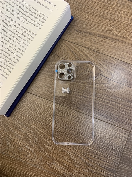 Ốp iPHONE 11 Pro max nơ đá bảo vệ camera