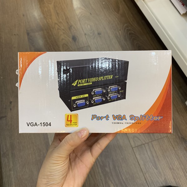 Bộ chia VGA 1 ra 4