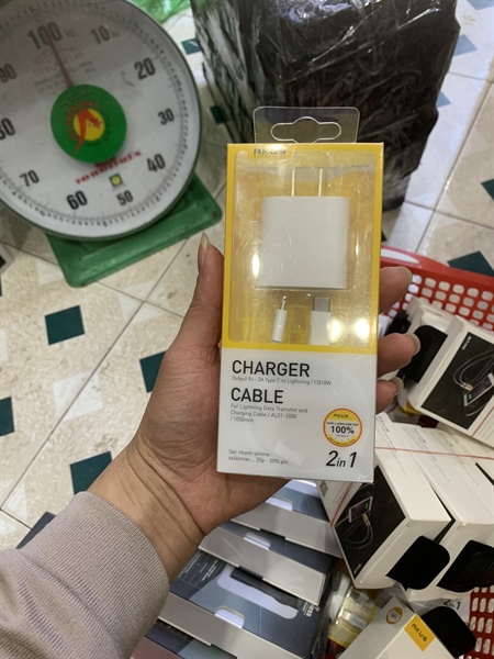 Bộ sạc cáp Lightning AKUS CB18W