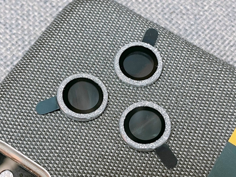 Bảo vệ camera iPHONE 12 Pro 6.1 KUZOOM đá