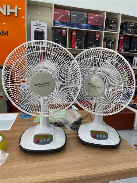 Quạt bàn VINAWIND QB300-Đ