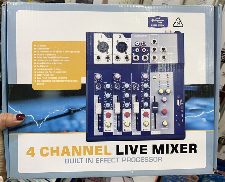 Soundcard YAMAHA F4-USB