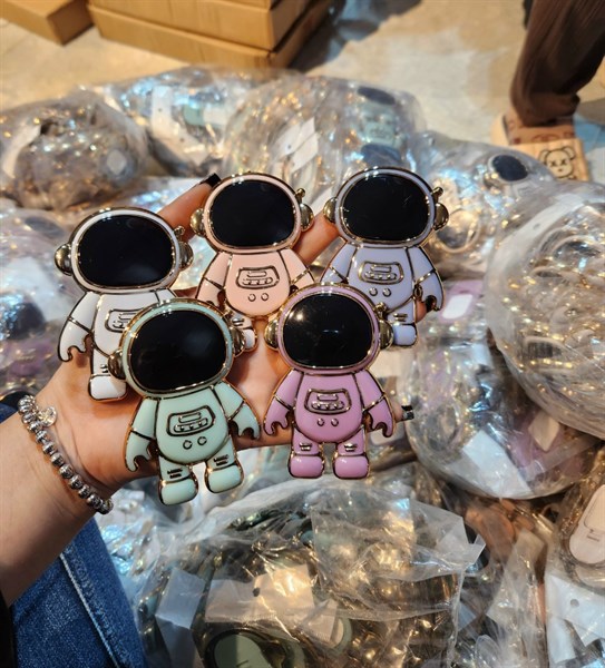 Iring gắn ốp Phi hành gia/ Iring đá