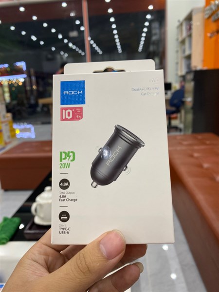 Tẩu sạc ROCK 2 cổng 20W H13(BH 12 tháng