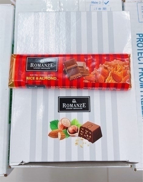 KẸO SOCOLA ROMANZE BAR MILK CHOCO WITH RICE & ALMOND ĐỎ 40G