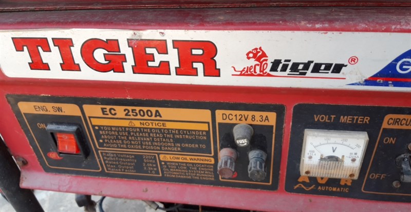 Máy phát điện Tiger EC 2500 A