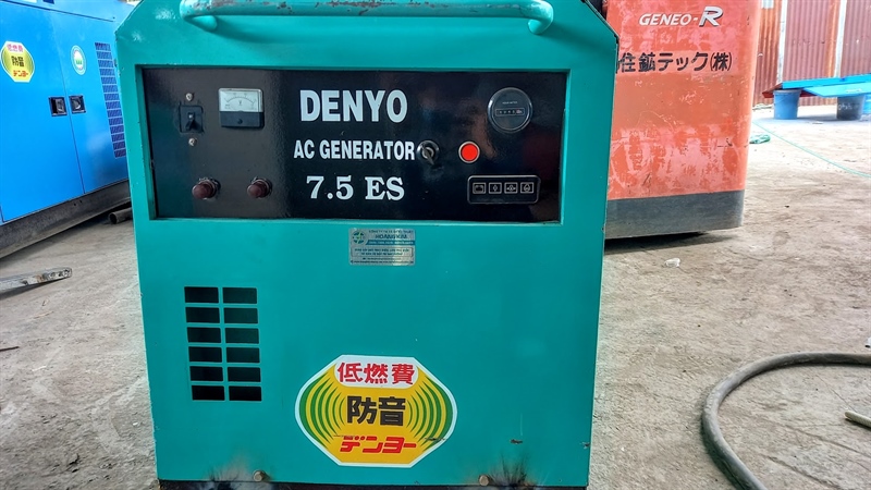 Máy phát điện Denyo 5/7KVA