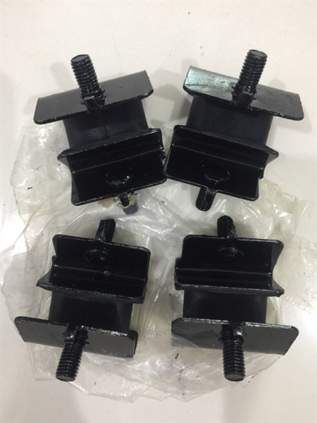 Cao su chân máy phát Dầu 5KVA