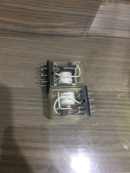 Rơ lay kính 8 chân 12v+ đế