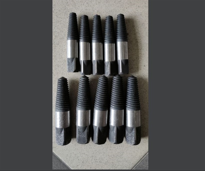 Tháo Ống Nước Gãy Số 4 - 21 Ly