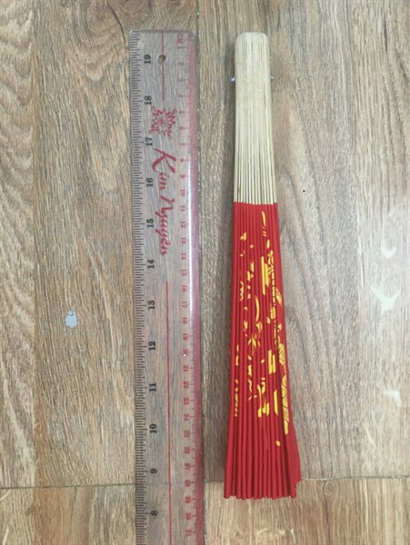 Quạt vải màu 28cm (qvm28cm)
