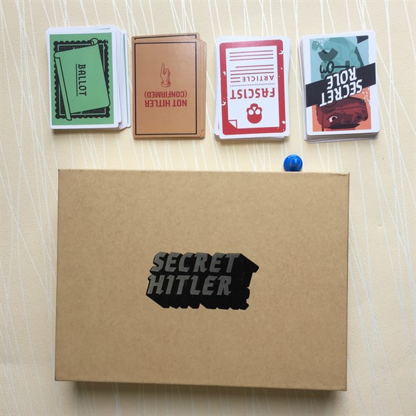 Bộ game SECRET HITLER