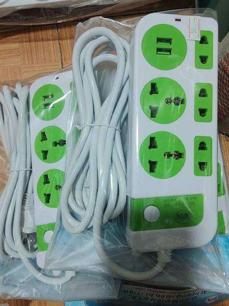 Ổ 3LỖ+2Ổ 3CHÂN+2USB 3M THƯỜNG
