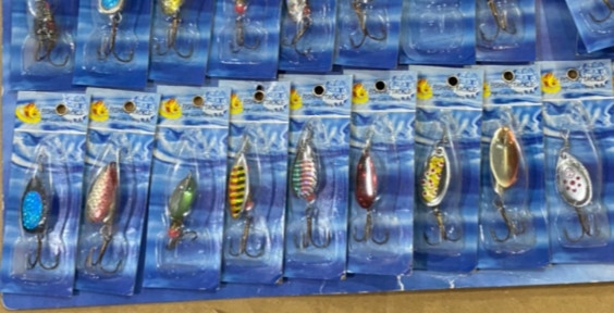 Cá nhựa Sắt Luar