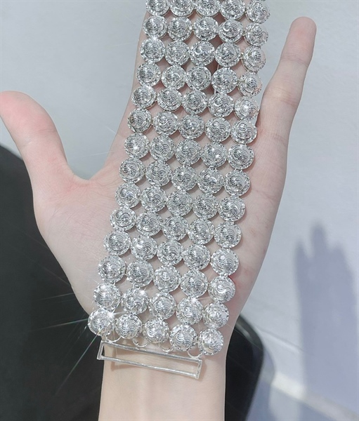 Lắc bi vĩ 51352