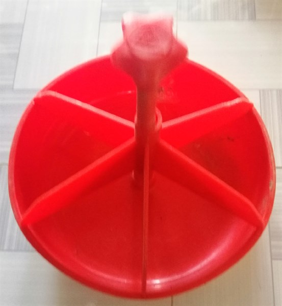 Máng tập ăn 6 cánh