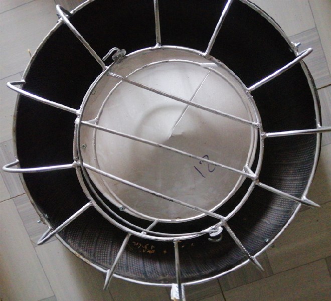 Máng bánh xe 10 lỗ nhỏ