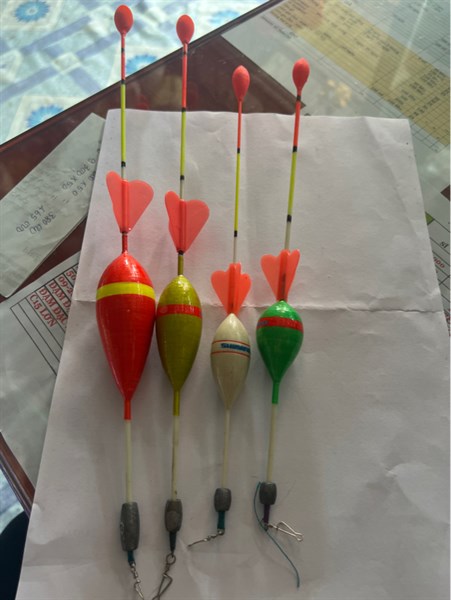 Phao lục có chì số 8