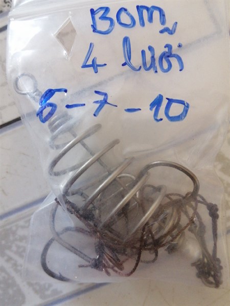 BOM 4 LƯỠI