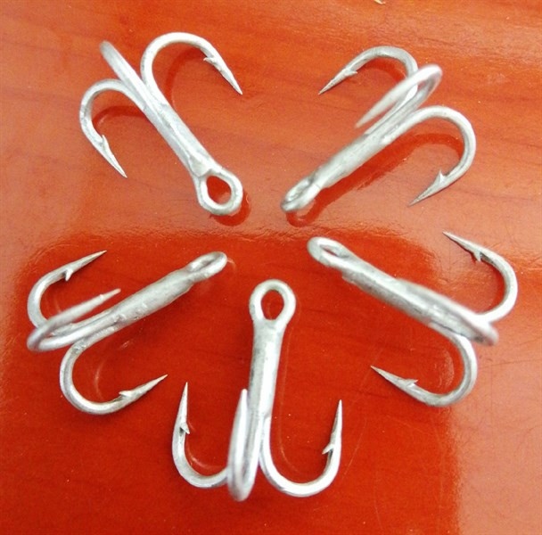lưỡi ba tiêu inox, trắng 1,2,4