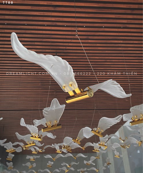 Thả thủy tinh hình con chim