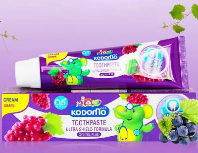 (241) KODOMO kids kem đánh răng cho bé vị nho 40g