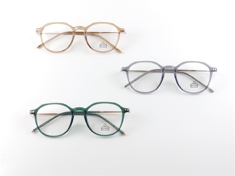 Kính nhựa mix kim loại ONTARIDO 01267 - NÂU/XANH LÁ/XÁM