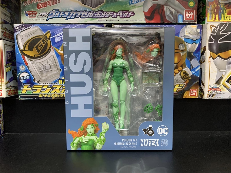 MAFEX NO.198 POISON IVY (BATMAN: HUSH VER.) OPEN