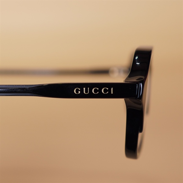 Kính GG chữ nhật gọng nhựa KG+