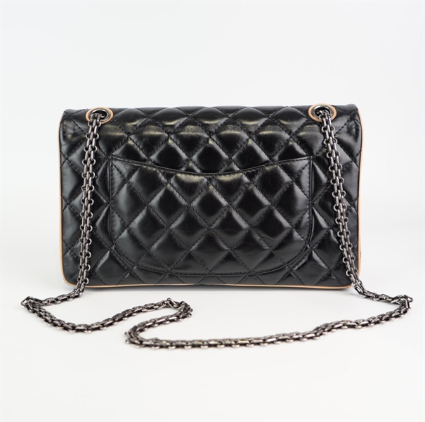 Túi Chanel Classic đen viền vàng 26cm KG+