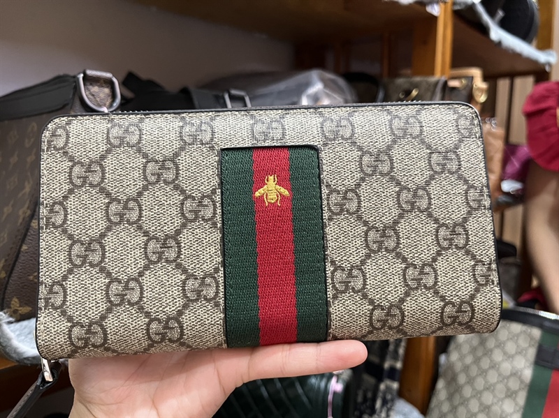 Ví GG dài phối viền +