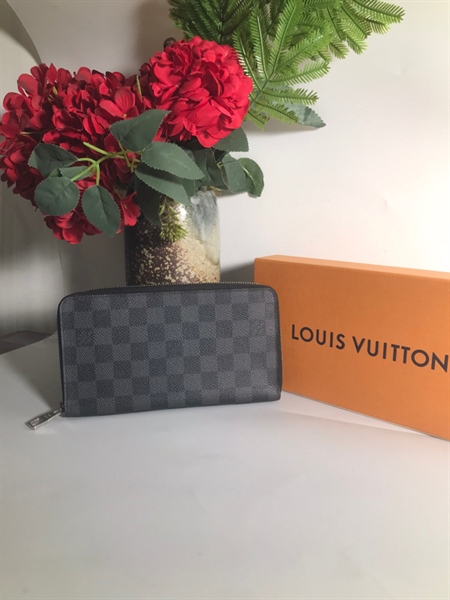 Ví LV ô đen dài +