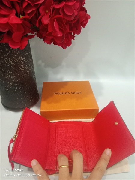Ví LV ngắn gập 3+