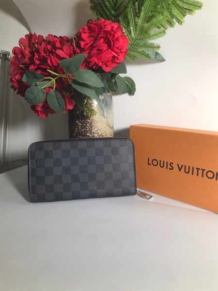 Ví LV ô đen dài +