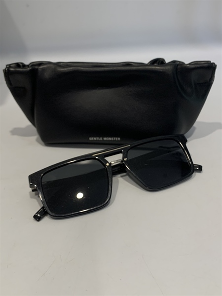 Kính Gentle Monster Đen+