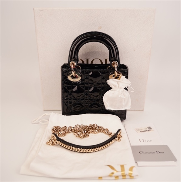 Túi Dior lady size small đen bóng KG+