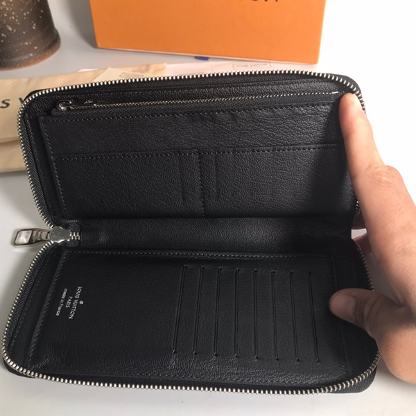 Ví LV da cá sấu đen KG+