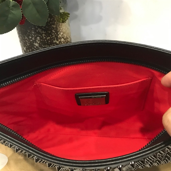 Túi Christian Louboutin KG+