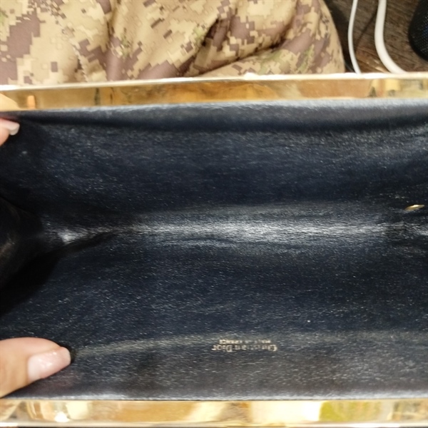 Túi Clutch Dior kẹp vàng KG+