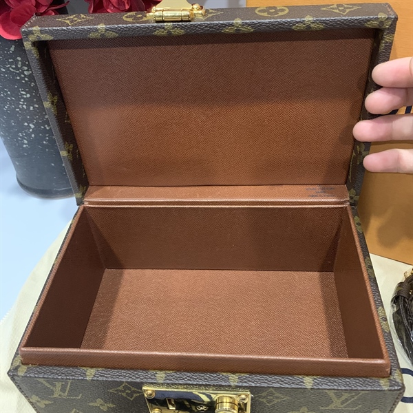 Túi LV nâu KG +