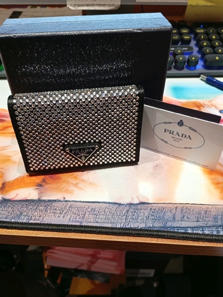Túi Prada mini đính đá lấp lánh +
