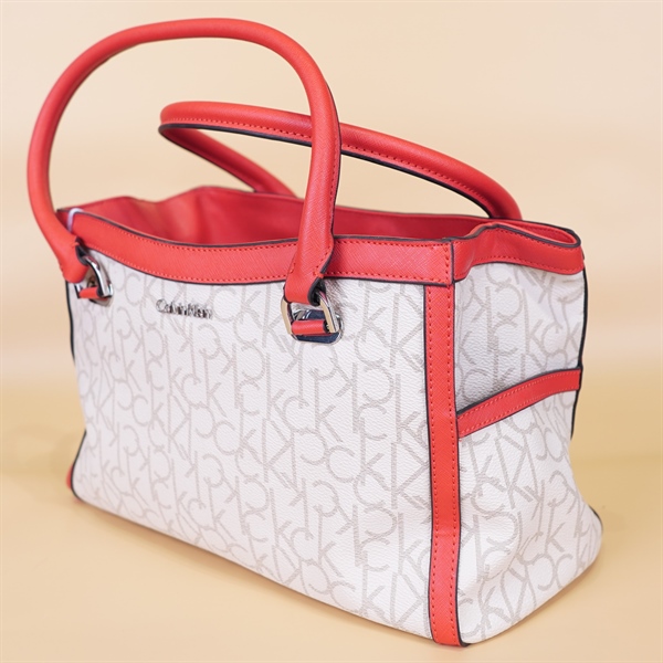 Túi CK Trắng Sữa Viền Đỏ KG+